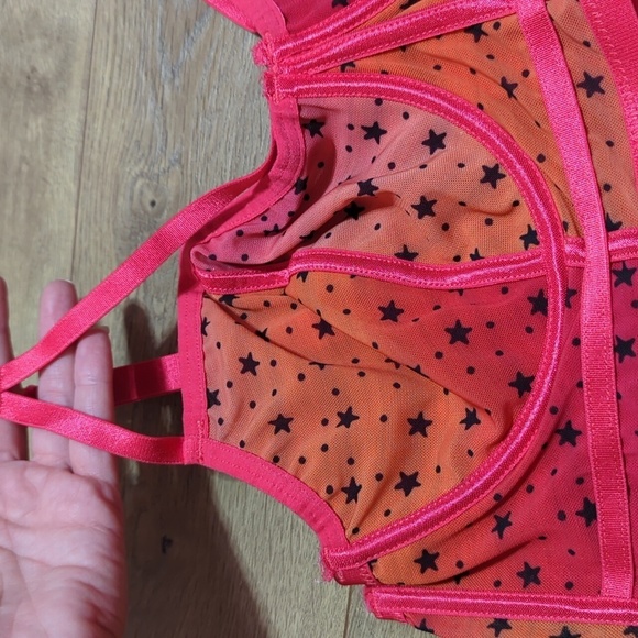 Torrid Raspberry Pink Ombre Star Mesh Bralette sz 1 - Picture 4 of 10